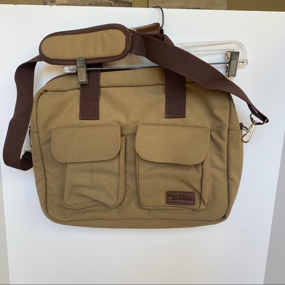 EUC Unisex Brown Laptop Bag w inside compartments